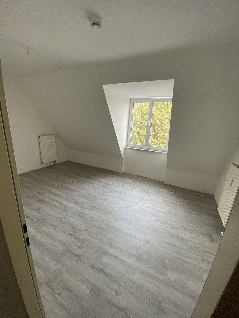 Prenájom bytu 2-izbový 62 m², Cottbus, Brandenbursko Prenájom bytu 2-izbový 62 m², Cottbus, Brandenbursko
