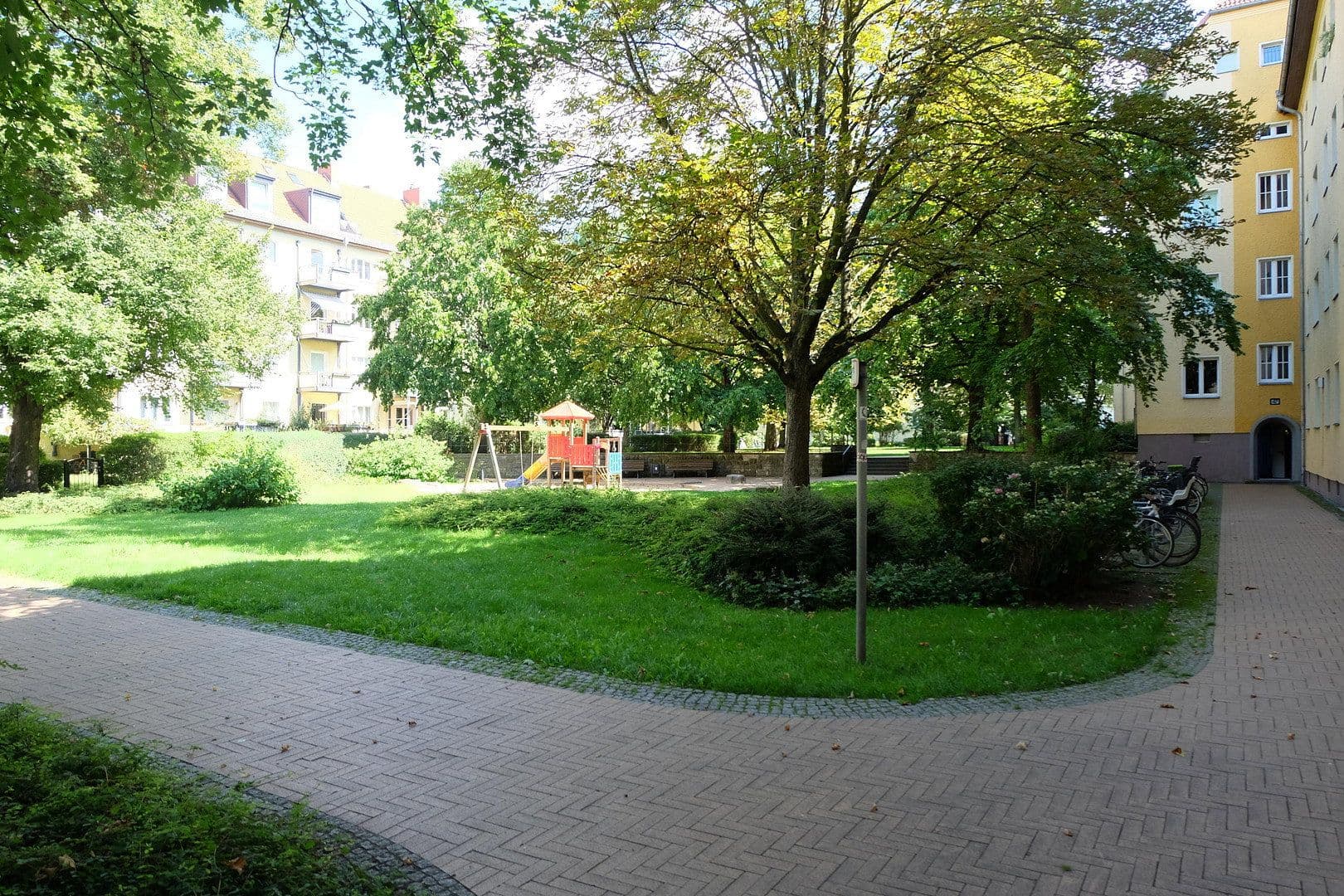 Predaj bytu 3-izbový 75 m², John-Schehr-Straße 39, Berlin, Berlín Predaj bytu 3-izbový 75 m², John-Schehr-Straße 39, Berlin, Berlín