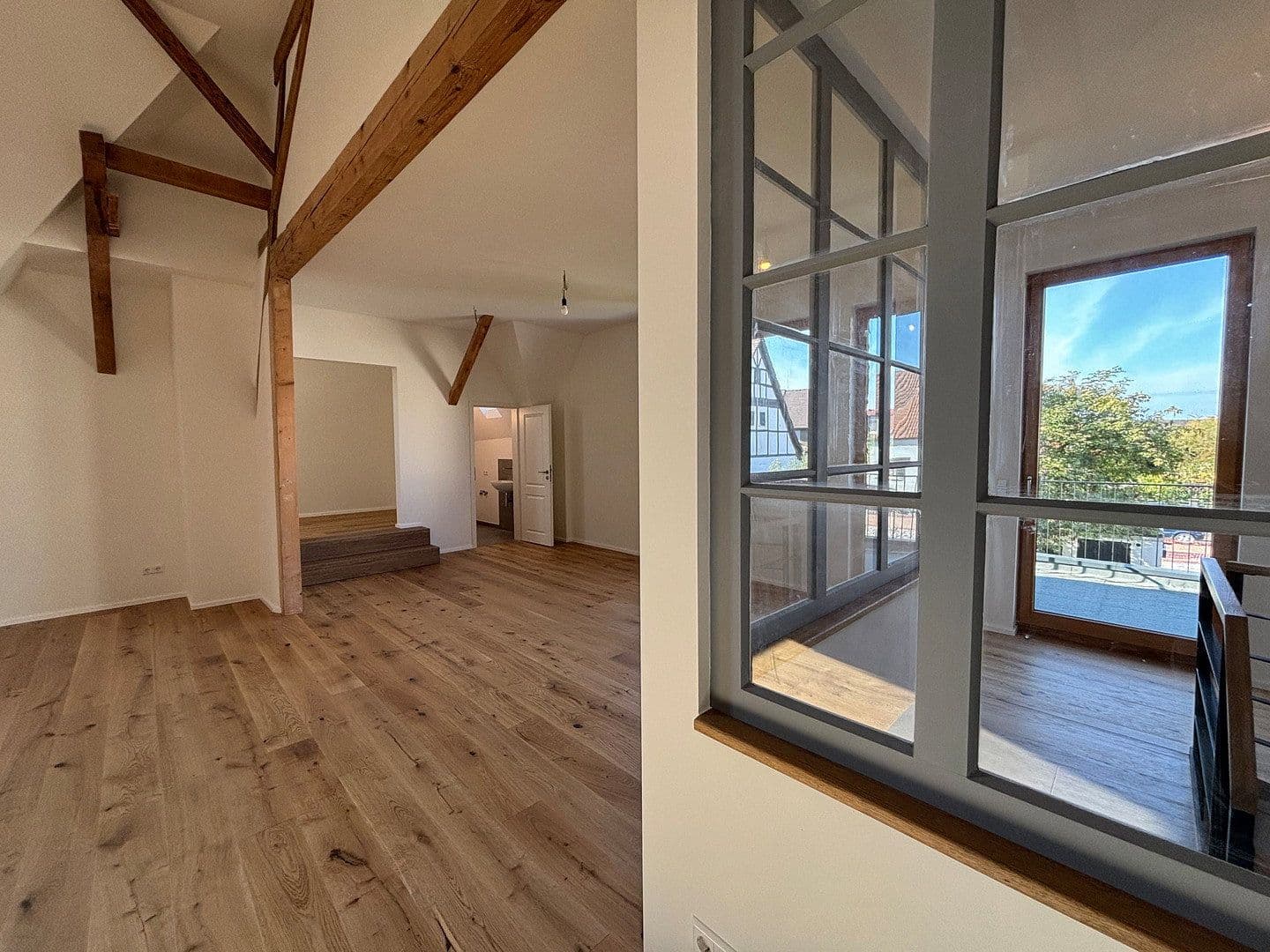 Prenájom bytu 4-izbový 147 m², Niefern-Öschelbronn, Bádensko-Wurttembersko Prenájom bytu 4-izbový 147 m², Niefern-Öschelbronn, Bádensko-Wurttembersko