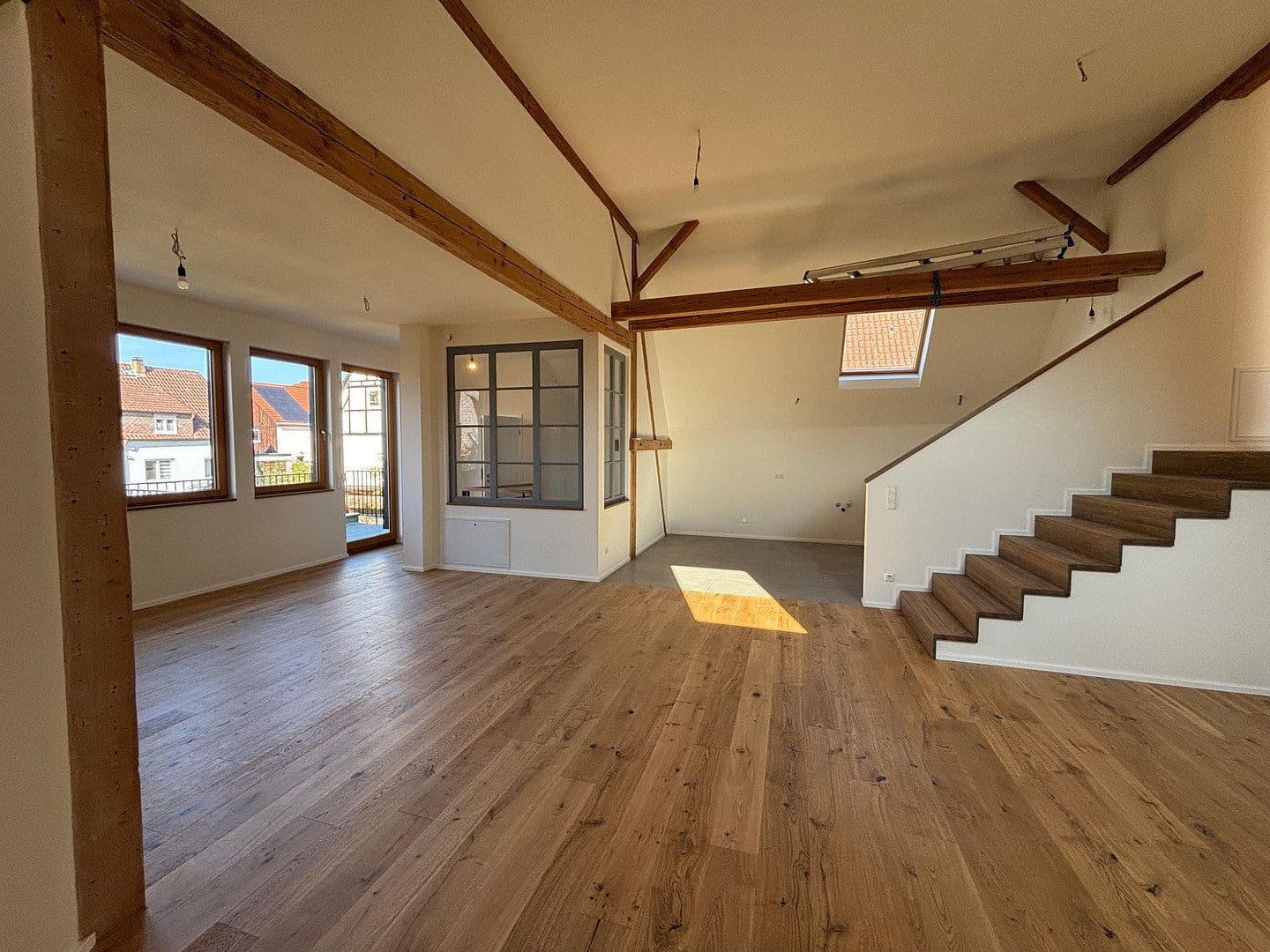 Prenájom bytu 4-izbový 147 m², Niefern-Öschelbronn, Bádensko-Wurttembersko Prenájom bytu 4-izbový 147 m², Niefern-Öschelbronn, Bádensko-Wurttembersko