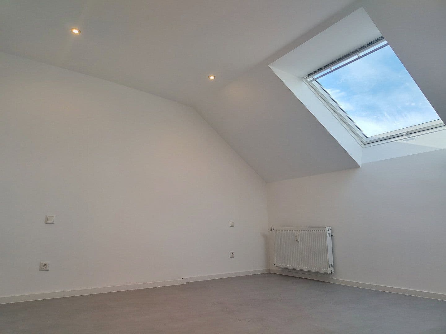 Prenájom bytu 4-izbový 95 m², Rödermark, Hesensko Prenájom bytu 4-izbový 95 m², Rödermark, Hesensko