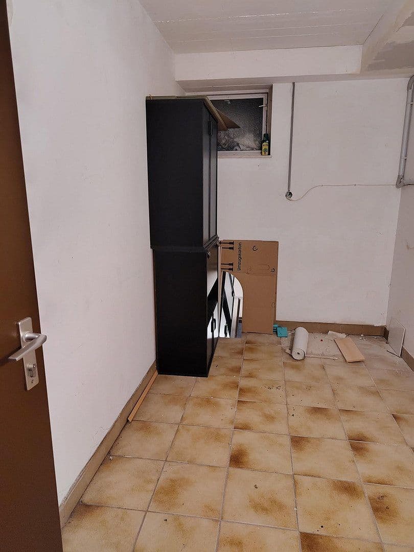 Prenájom bytu 4-izbový 95 m², Rödermark, Hesensko Prenájom bytu 4-izbový 95 m², Rödermark, Hesensko