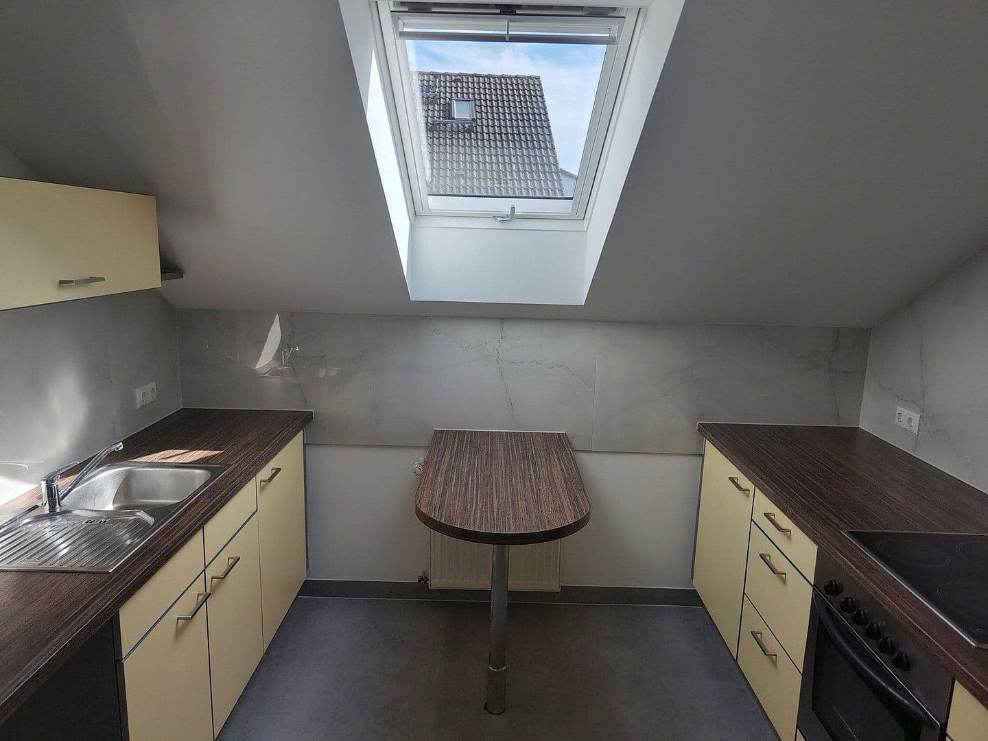 Prenájom bytu 4-izbový 95 m², Rödermark, Hesensko Prenájom bytu 4-izbový 95 m², Rödermark, Hesensko