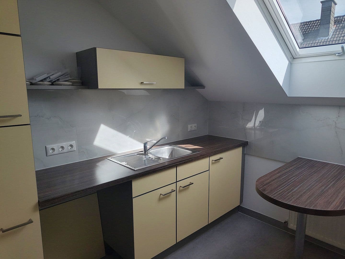 Prenájom bytu 4-izbový 95 m², Rödermark, Hesensko Prenájom bytu 4-izbový 95 m², Rödermark, Hesensko