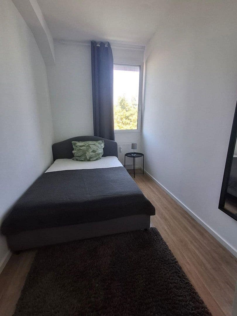 Prenájom bytu 1-izbový 18 m², Landsberger Str. 478, München/Pasing, Bavorsko Prenájom bytu 1-izbový 18 m², Landsberger Str. 478, München/Pasing, Bavorsko