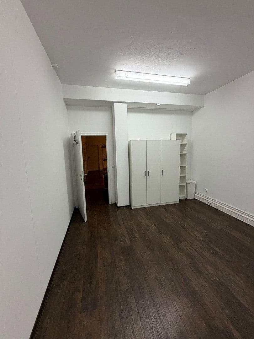 Prenájom bytu 1-izbový 18 m², Landsberger Str. 478, München/Pasing, Bavorsko Prenájom bytu 1-izbový 18 m², Landsberger Str. 478, München/Pasing, Bavorsko