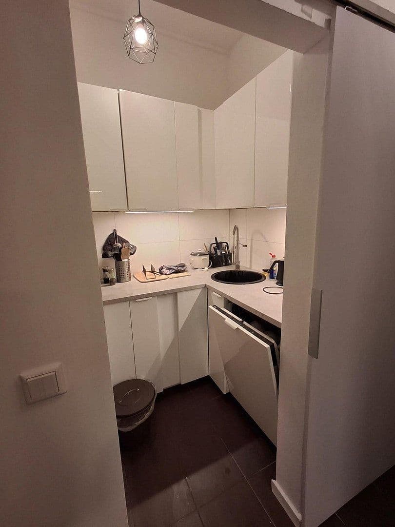 Prenájom bytu 1-izbový 18 m², Landsberger Str. 478, München/Pasing, Bavorsko Prenájom bytu 1-izbový 18 m², Landsberger Str. 478, München/Pasing, Bavorsko