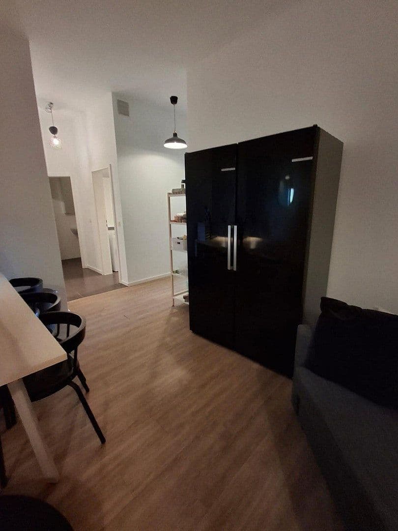 Prenájom bytu 1-izbový 18 m², Landsberger Str. 478, München/Pasing, Bavorsko Prenájom bytu 1-izbový 18 m², Landsberger Str. 478, München/Pasing, Bavorsko