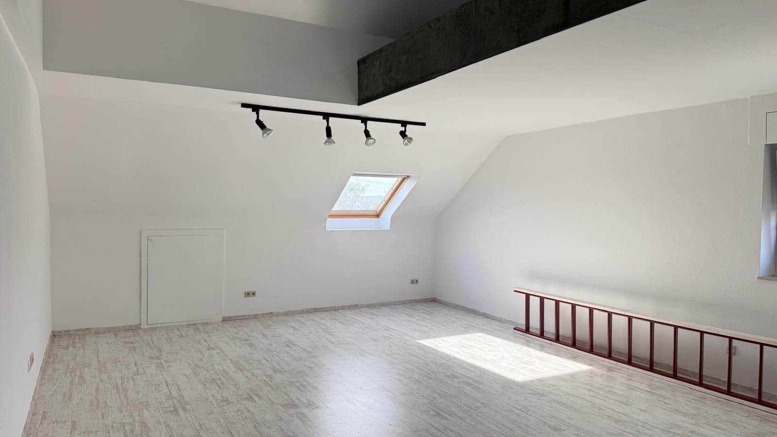 Prenájom kancelárie 1.700 m², Donatusstraße 159, Pulheim, Severné Porýnie - Westfálsko Prenájom kancelárie 1.700 m², Donatusstraße 159, Pulheim, Severné Porýnie - Westfálsko