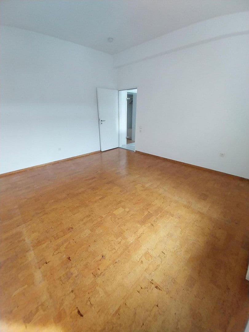 Predaj bytu 3-izbový 84 m², Spichernstr. 41, Düsseldorf-Derendorf, Severné Porýnie - Westfálsko Predaj bytu 3-izbový 84 m², Spichernstr. 41, Düsseldorf-Derendorf, Severné Porýnie - Westfálsko
