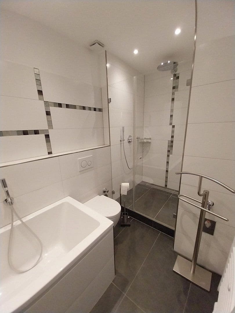 Predaj bytu 3-izbový 84 m², Spichernstr. 41, Düsseldorf-Derendorf, Severné Porýnie - Westfálsko Predaj bytu 3-izbový 84 m², Spichernstr. 41, Düsseldorf-Derendorf, Severné Porýnie - Westfálsko