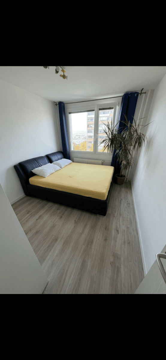 Prenájom bytu 3-izbový 68 m², Kotorská, Praha, Praha Prenájom bytu 3-izbový 68 m², Kotorská, Praha, Praha