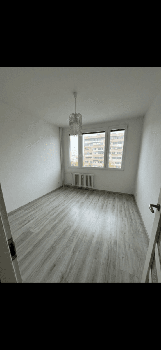 Prenájom bytu 3-izbový 68 m², Kotorská, Praha, Praha Prenájom bytu 3-izbový 68 m², Kotorská, Praha, Praha