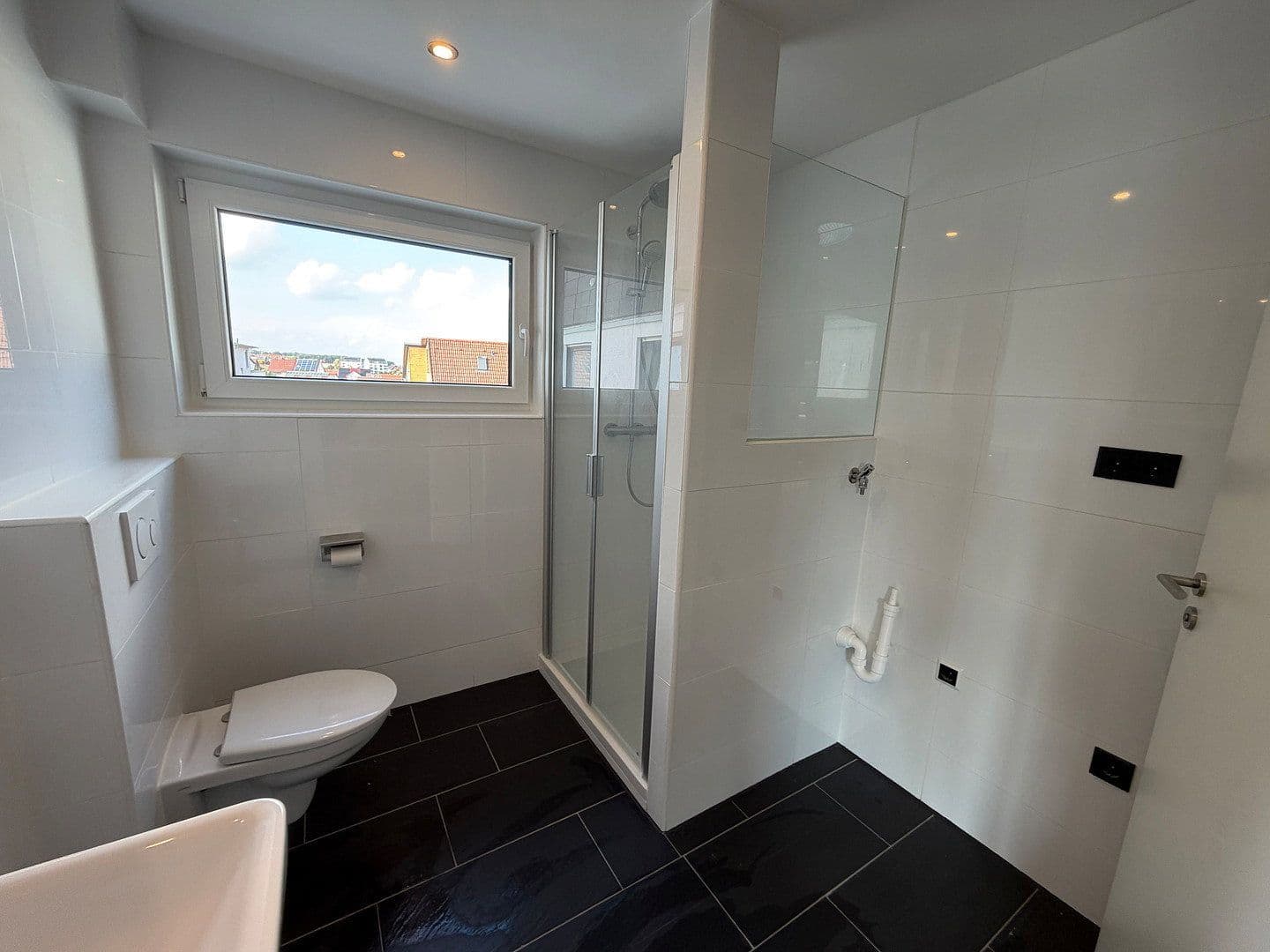 Prenájom bytu 3-izbový 92 m², Adlerstr. 22, Aalen, Bádensko-Wurttembersko Prenájom bytu 3-izbový 92 m², Adlerstr. 22, Aalen, Bádensko-Wurttembersko