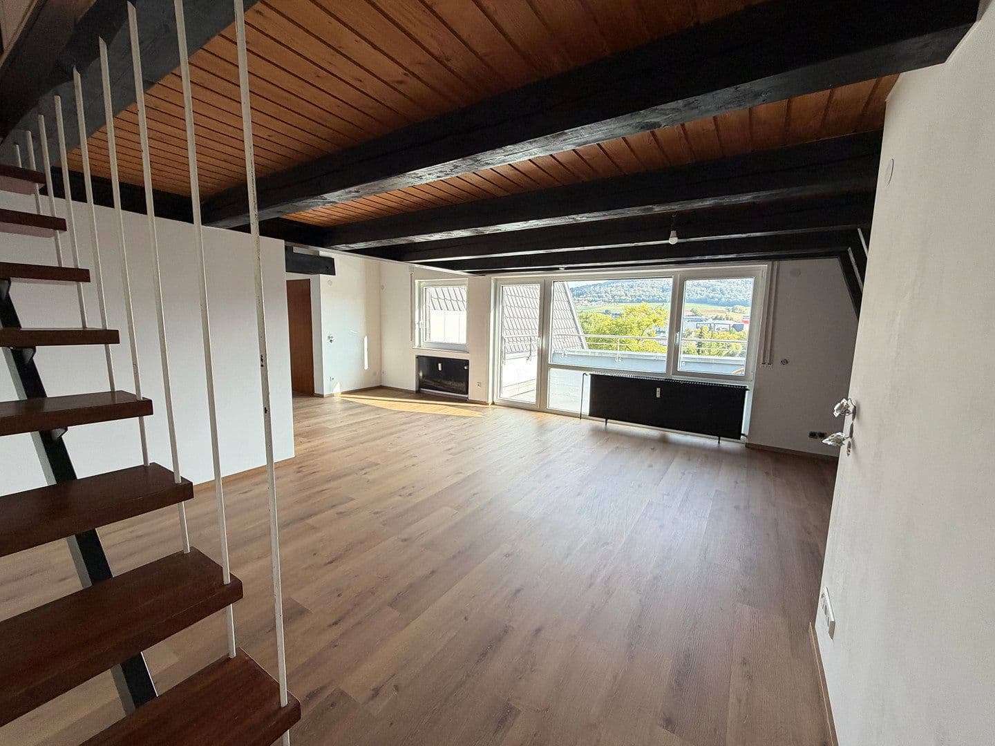 Prenájom bytu 3-izbový 92 m², Adlerstr. 22, Aalen, Bádensko-Wurttembersko Prenájom bytu 3-izbový 92 m², Adlerstr. 22, Aalen, Bádensko-Wurttembersko