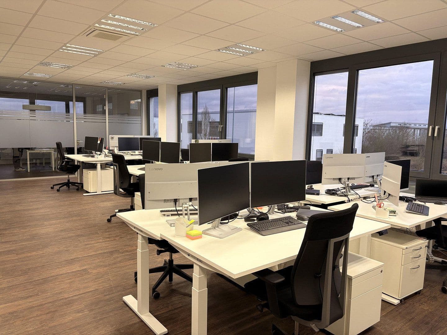 Prenájom kancelárie 146 m², Schweinfurt, Bavorsko Prenájom kancelárie 146 m², Schweinfurt, Bavorsko