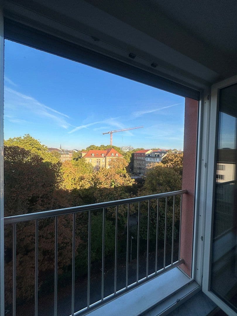 Prenájom bytu 3-izbový 106 m², Mannheim, Bádensko-Wurttembersko Prenájom bytu 3-izbový 106 m², Mannheim, Bádensko-Wurttembersko