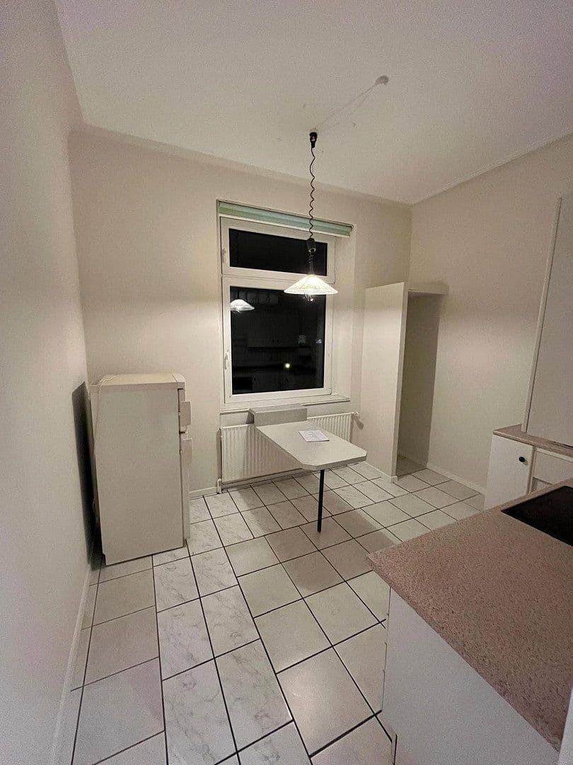Prenájom bytu 2-izbový 34 m², Hattinger Str. 915, Bochum, Severné Porýnie - Westfálsko Prenájom bytu 2-izbový 34 m², Hattinger Str. 915, Bochum, Severné Porýnie - Westfálsko