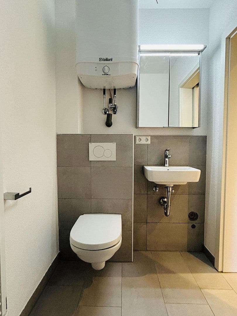 Prenájom bytu 1-izbový 24 m², Fronbergstraße 4, Kirchheim am Neckar, Bádensko-Wurttembersko Prenájom bytu 1-izbový 24 m², Fronbergstraße 4, Kirchheim am Neckar, Bádensko-Wurttembersko