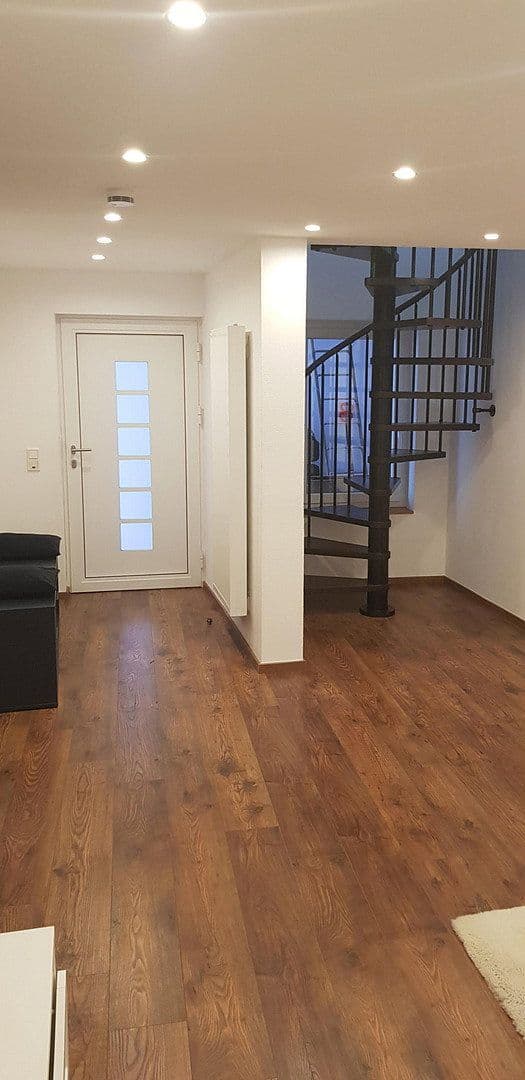 Prenájom bytu 2-izbový 70 m², St. Leon-Rot, Bádensko-Wurttembersko Prenájom bytu 2-izbový 70 m², St. Leon-Rot, Bádensko-Wurttembersko