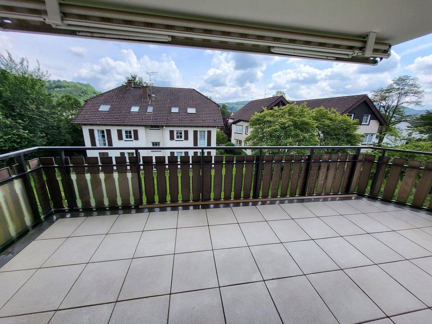 Prenájom bytu 2-izbový 76 m², Berliner Allee, Iserlohn, Severné Porýnie - Westfálsko Prenájom bytu 2-izbový 76 m², Berliner Allee, Iserlohn, Severné Porýnie - Westfálsko