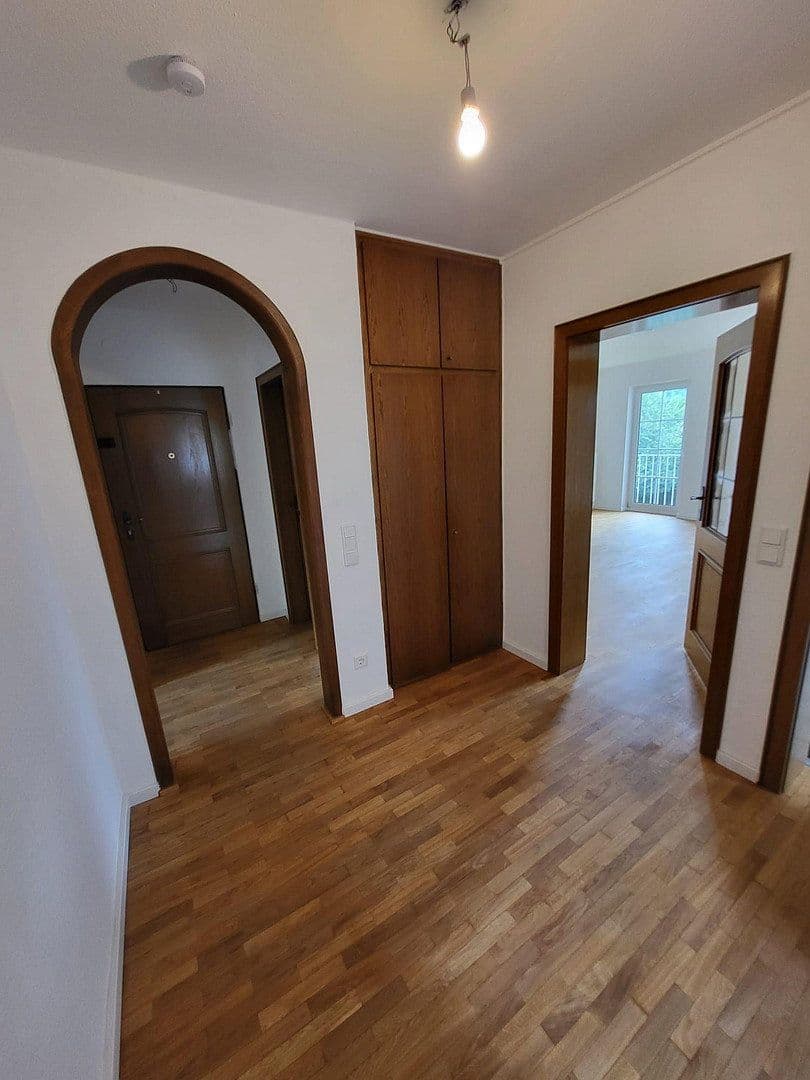 Prenájom bytu 2-izbový 76 m², Berliner Allee, Iserlohn, Severné Porýnie - Westfálsko Prenájom bytu 2-izbový 76 m², Berliner Allee, Iserlohn, Severné Porýnie - Westfálsko