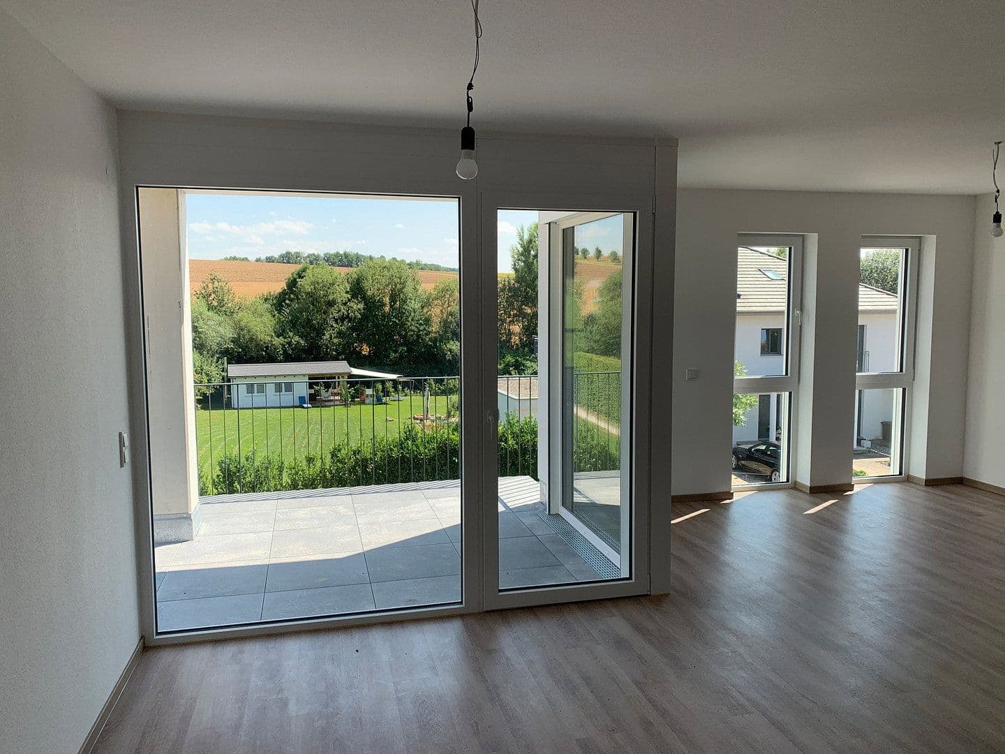 Prenájom bytu 3-izbový 95 m², Am Weidengraben 22, Waldbüttelbrunn, Bavorsko Prenájom bytu 3-izbový 95 m², Am Weidengraben 22, Waldbüttelbrunn, Bavorsko