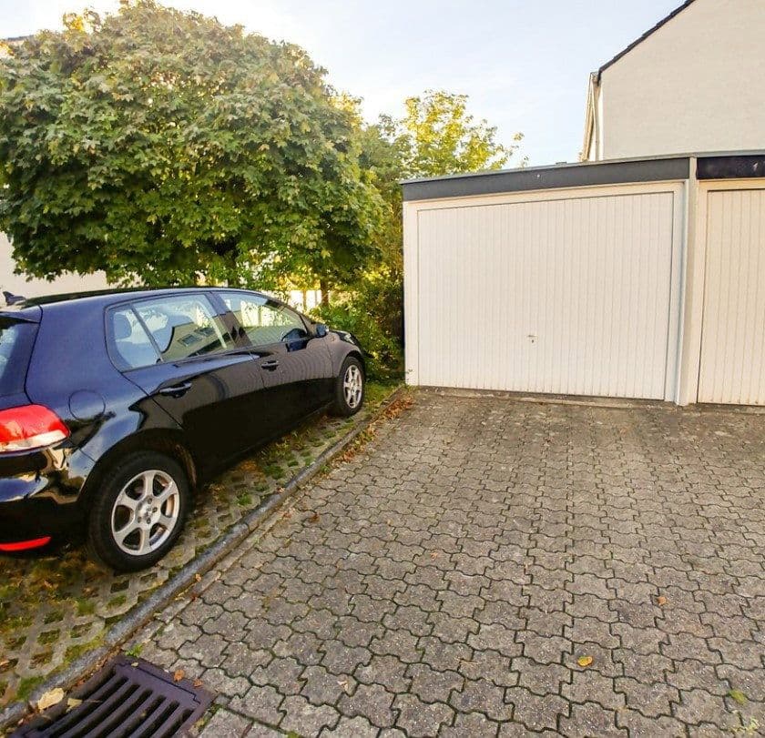 Prenájom domu 140 m², pozemok 238 m², Bergisch Gladbach, Severné Porýnie - Westfálsko Prenájom domu 140 m², pozemok 238 m², Bergisch Gladbach, Severné Porýnie - Westfálsko