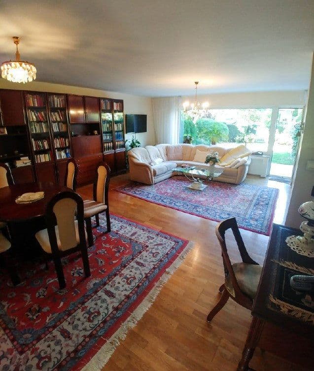 Prenájom domu 140 m², pozemok 238 m², Bergisch Gladbach, Severné Porýnie - Westfálsko Prenájom domu 140 m², pozemok 238 m², Bergisch Gladbach, Severné Porýnie - Westfálsko