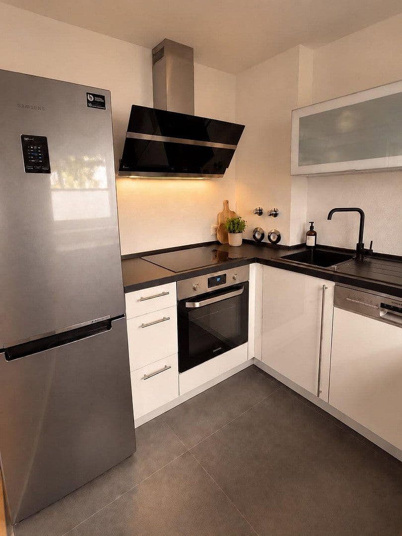 Prenájom bytu 2-izbový 52 m², Baden-Baden, Bádensko-Wurttembersko Prenájom bytu 2-izbový 52 m², Baden-Baden, Bádensko-Wurttembersko