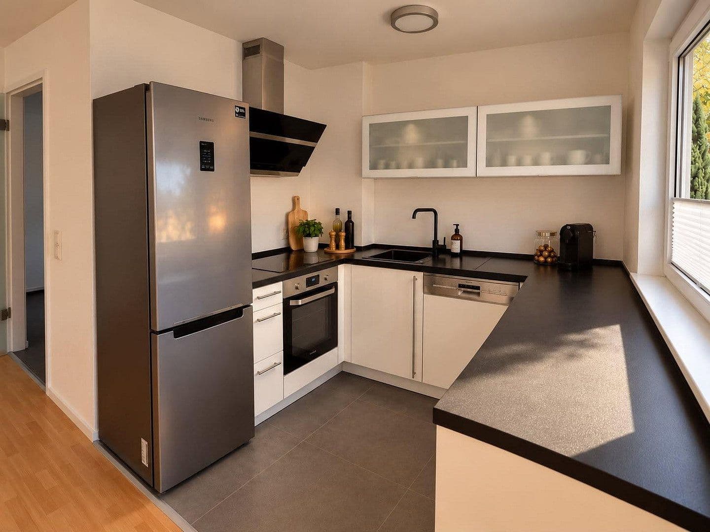 Prenájom bytu 2-izbový 52 m², Baden-Baden, Bádensko-Wurttembersko Prenájom bytu 2-izbový 52 m², Baden-Baden, Bádensko-Wurttembersko
