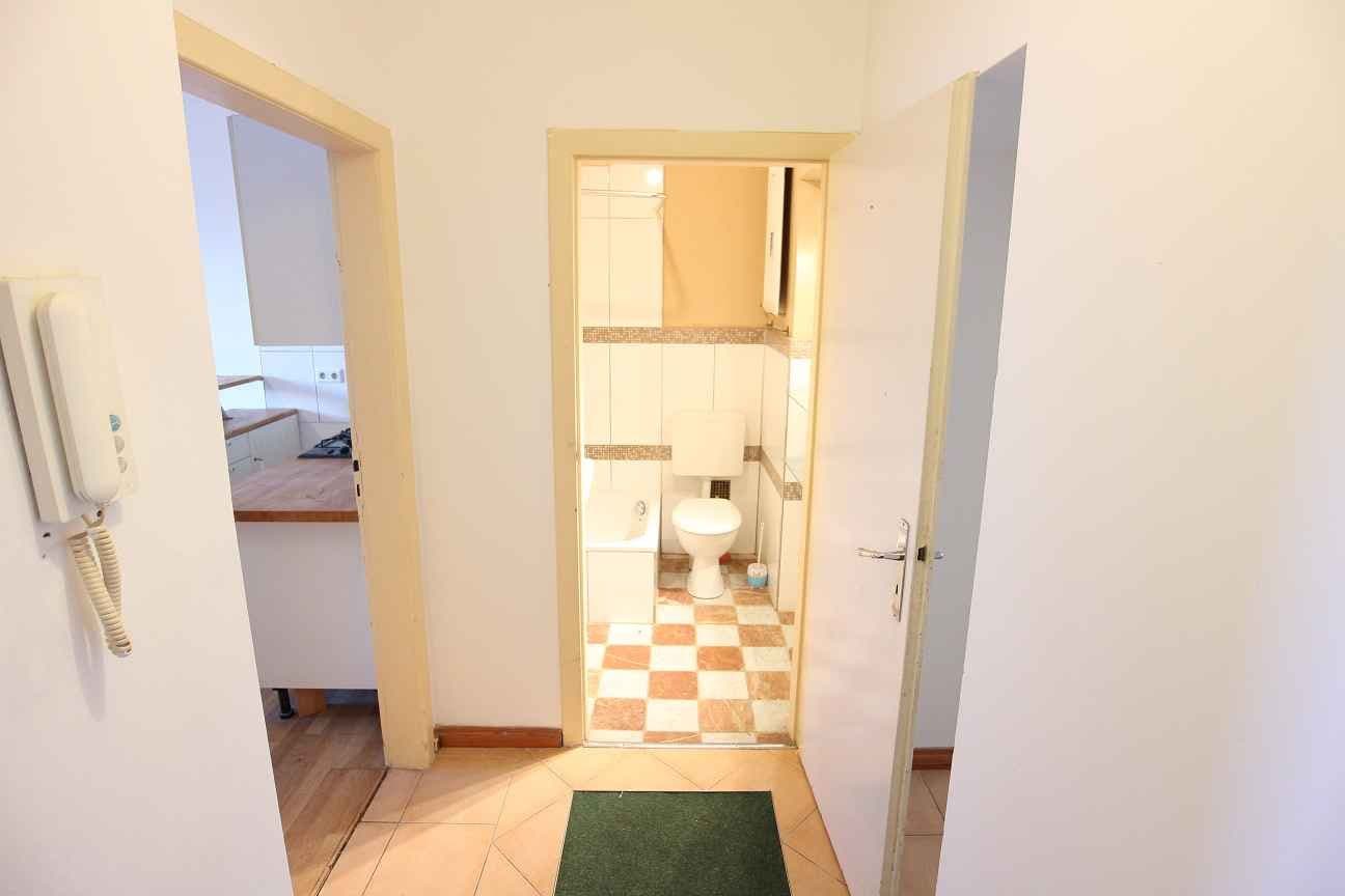 Prenájom bytu 2-izbový 39 m², Linienstr, Düsseldorf, Severné Porýnie - Westfálsko Prenájom bytu 2-izbový 39 m², Linienstr, Düsseldorf, Severné Porýnie - Westfálsko