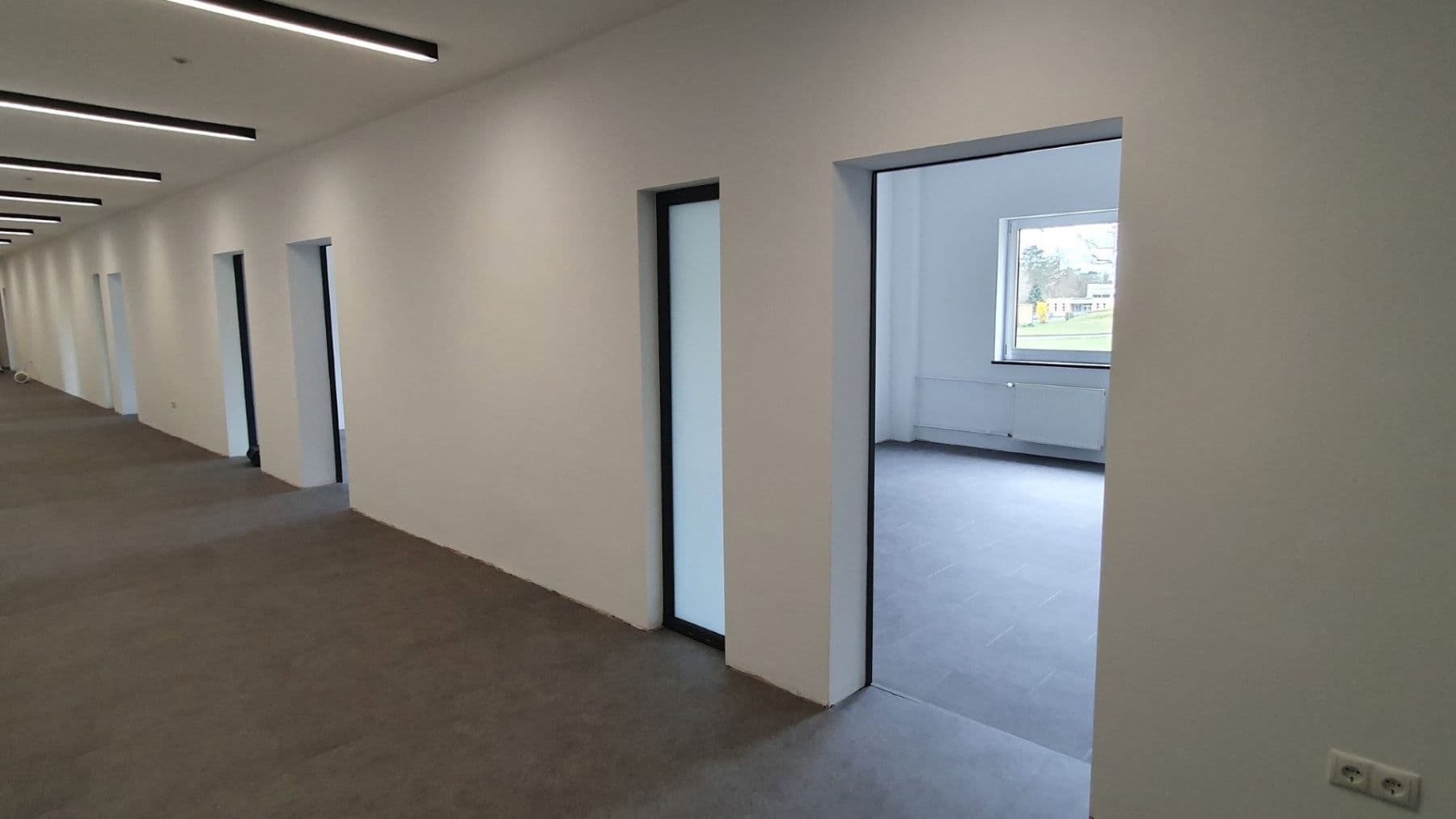 Prenájom kancelárie 2.000 m², Nagold, Bádensko-Wurttembersko Prenájom kancelárie 2.000 m², Nagold, Bádensko-Wurttembersko