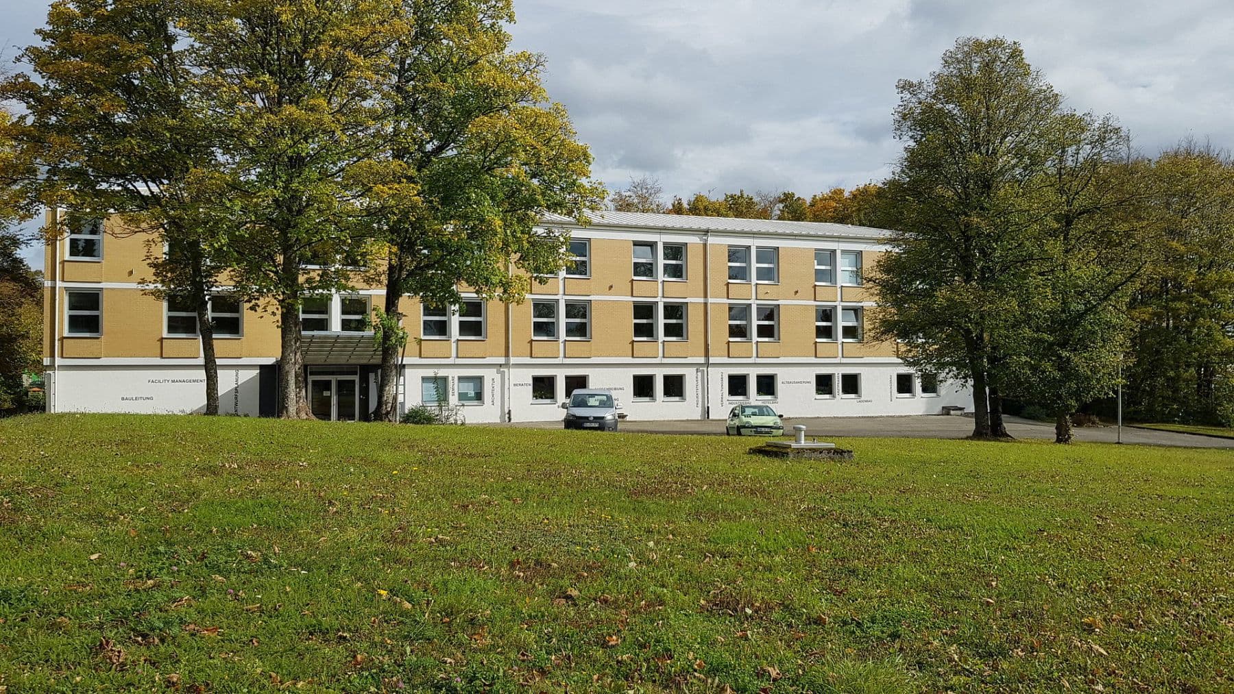 Prenájom kancelárie 2.000 m², Nagold, Bádensko-Wurttembersko Prenájom kancelárie 2.000 m², Nagold, Bádensko-Wurttembersko
