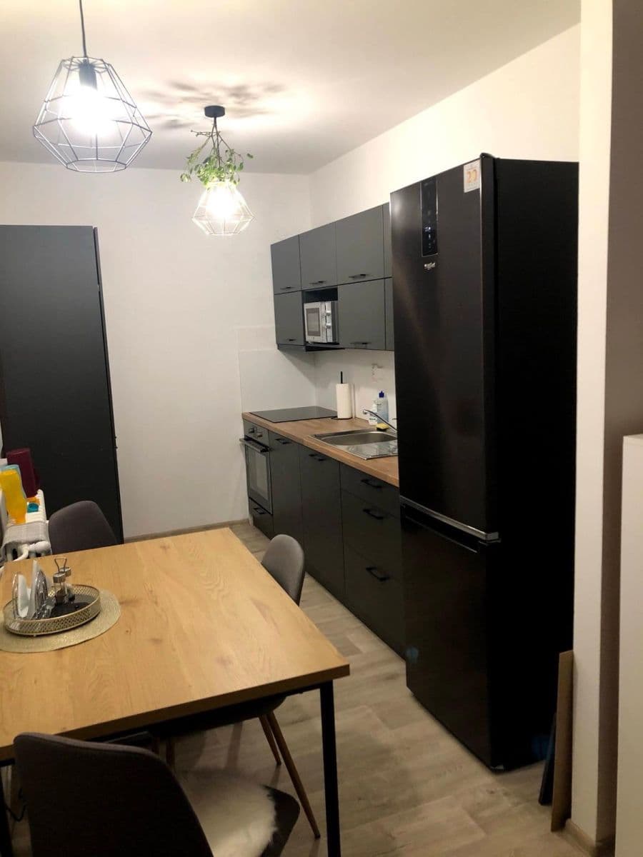 Prenájom bytu 2-izbový 52 m², Tř. 1. máje, Hranice, Olomoucký kraj Prenájom bytu 2-izbový 52 m², Tř. 1. máje, Hranice, Olomoucký kraj