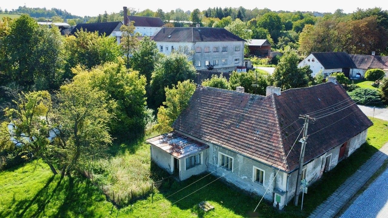 Predaj domu 150 m², pozemok 5.160 m², Miličín, Středočeský kraj Predaj domu 150 m², pozemok 5.160 m², Miličín, Středočeský kraj