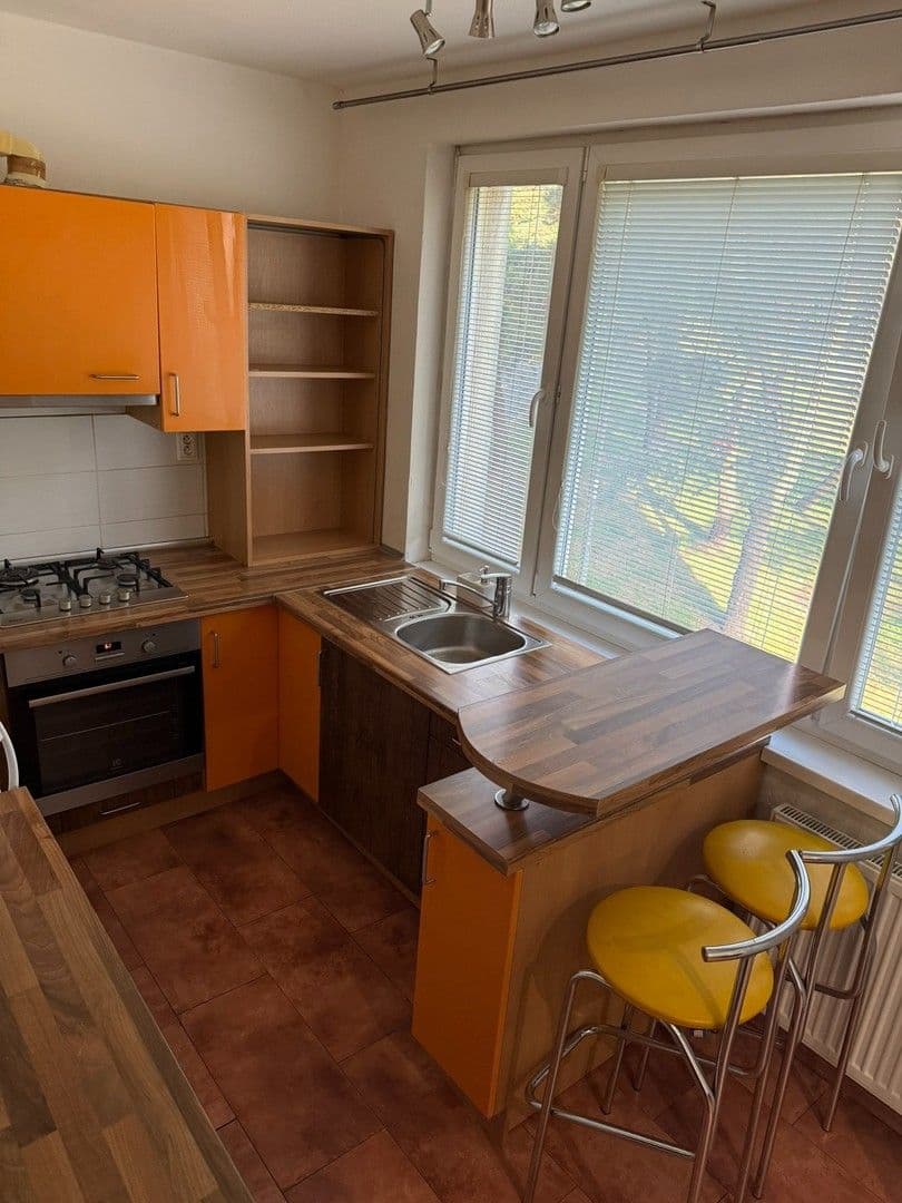 Prenájom bytu 3-izbový 73 m², Guothova, Nové Mesto, Bratislavský kraj Prenájom bytu 3-izbový 73 m², Guothova, Nové Mesto, Bratislavský kraj