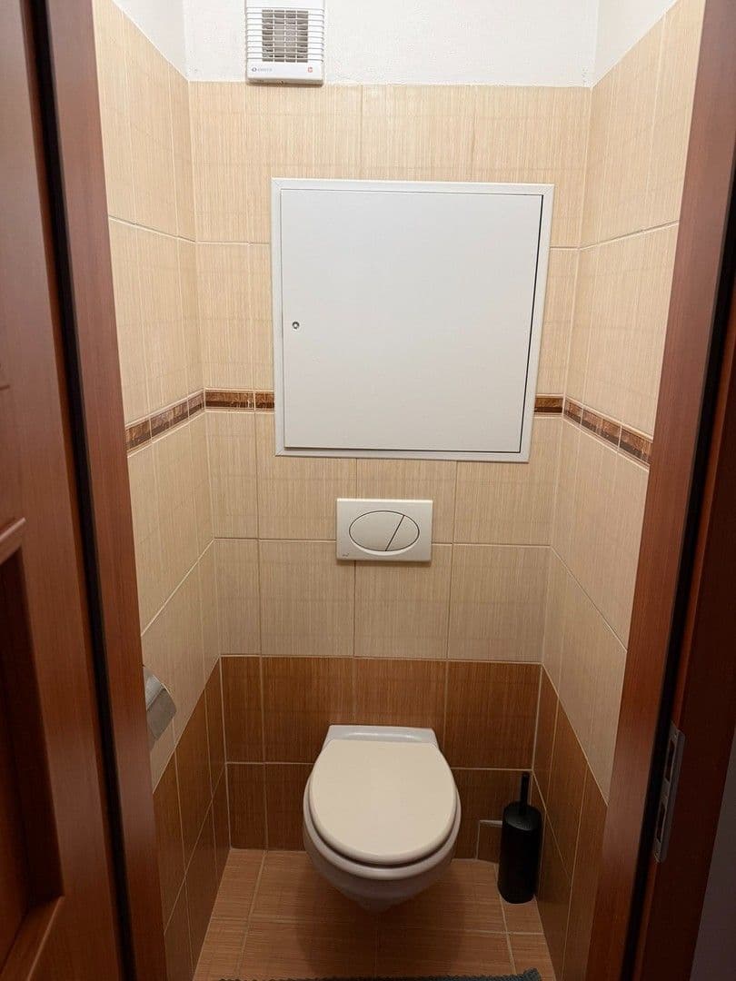 Prenájom bytu 3-izbový 73 m², Guothova, Nové Mesto, Bratislavský kraj Prenájom bytu 3-izbový 73 m², Guothova, Nové Mesto, Bratislavský kraj