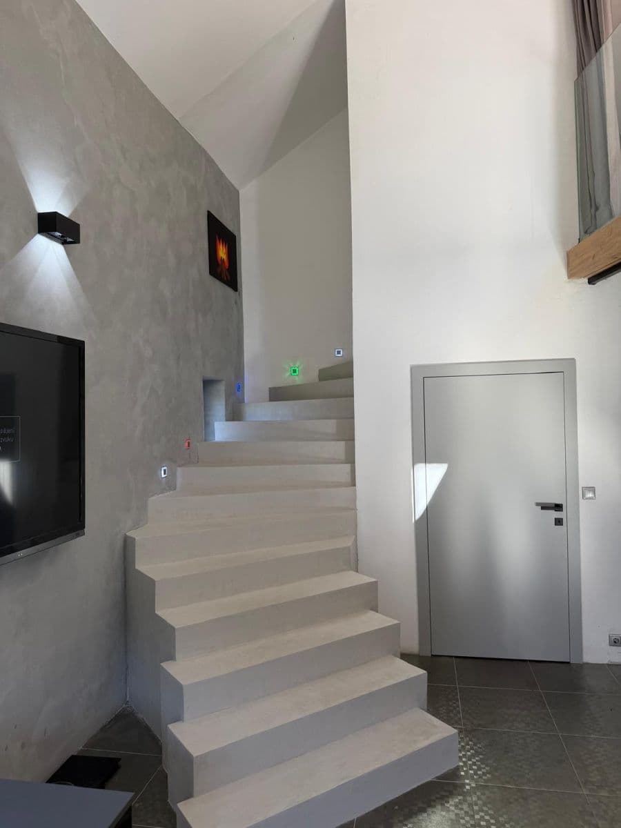 Predaj domu 197 m², pozemok 1.267 m², Na kopečku, Raspenava, Liberecký kraj Predaj domu 197 m², pozemok 1.267 m², Na kopečku, Raspenava, Liberecký kraj
