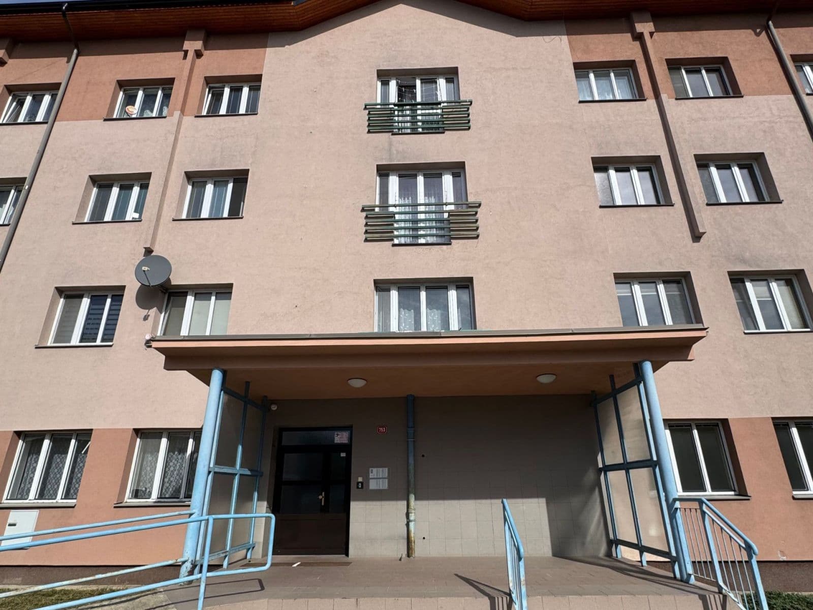 Prenájom bytu 2-izbový 47 m², sídliště Na Pražské, Suchdol nad Lužnicí, Jihočeský kraj Prenájom bytu 2-izbový 47 m², sídliště Na Pražské, Suchdol nad Lužnicí, Jihočeský kraj
