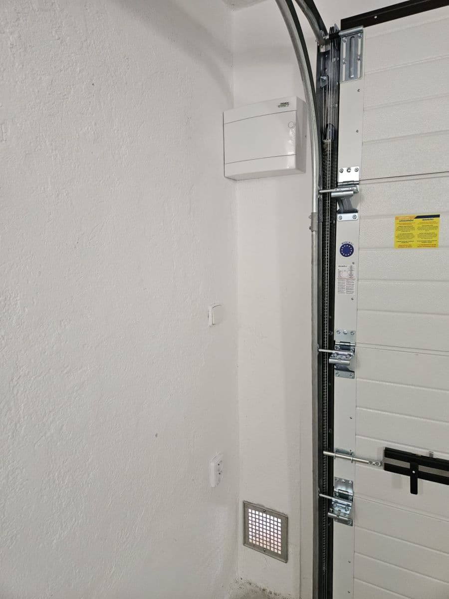 Predaj garáže 45 m², Desná, Liberecký kraj Predaj garáže 45 m², Desná, Liberecký kraj