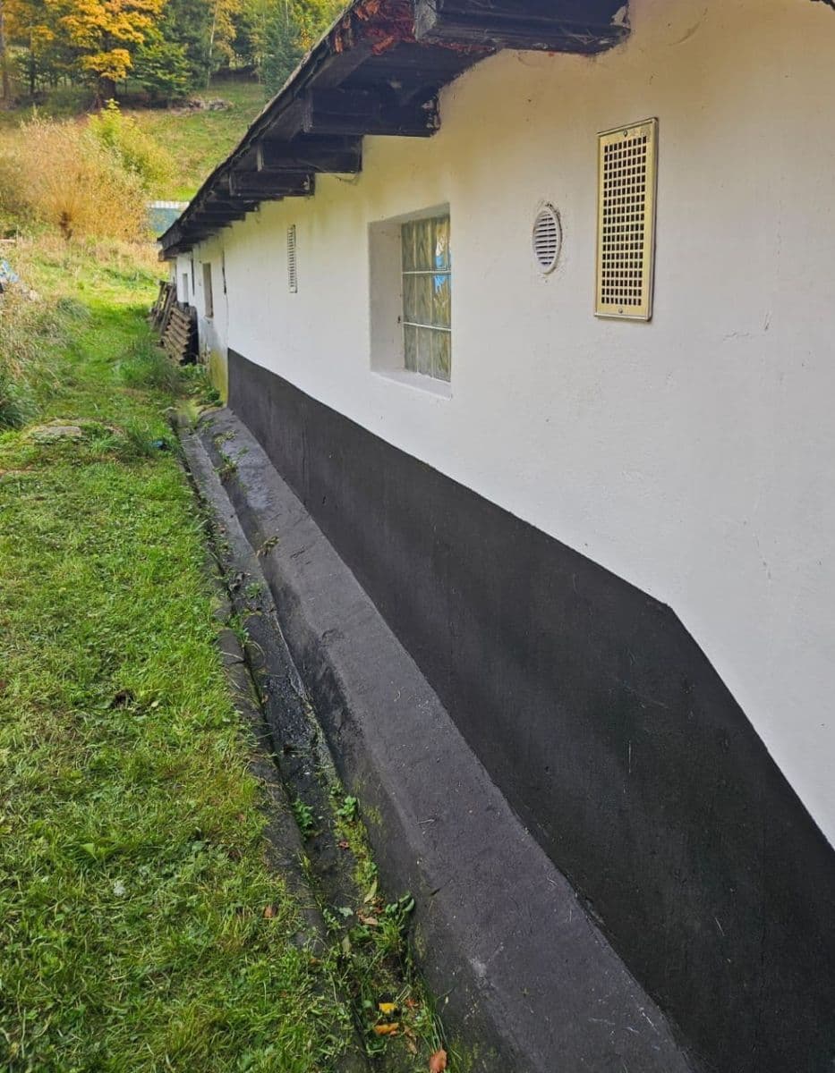 Predaj garáže 45 m², Desná, Liberecký kraj Predaj garáže 45 m², Desná, Liberecký kraj