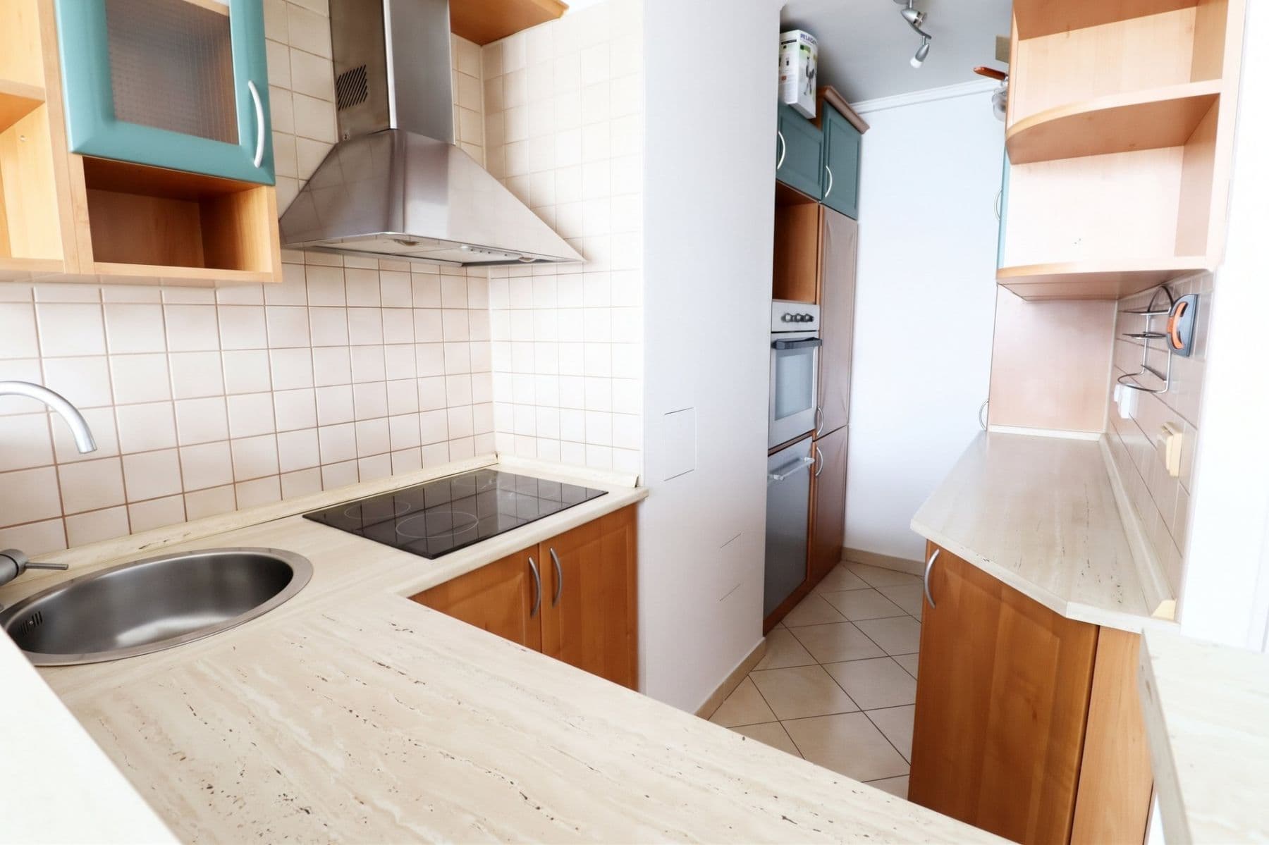 Prenájom bytu 2-izbový 40 m², Makovského, Praha, Praha Prenájom bytu 2-izbový 40 m², Makovského, Praha, Praha
