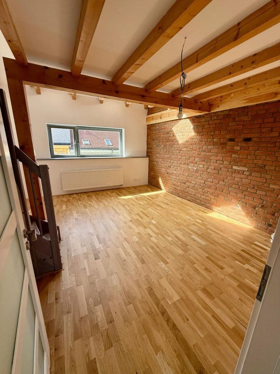 Predaj bytu 3-izbový 82 m², Antonína Uxy, Plzeň, Plzeňský kraj Predaj bytu 3-izbový 82 m², Antonína Uxy, Plzeň, Plzeňský kraj