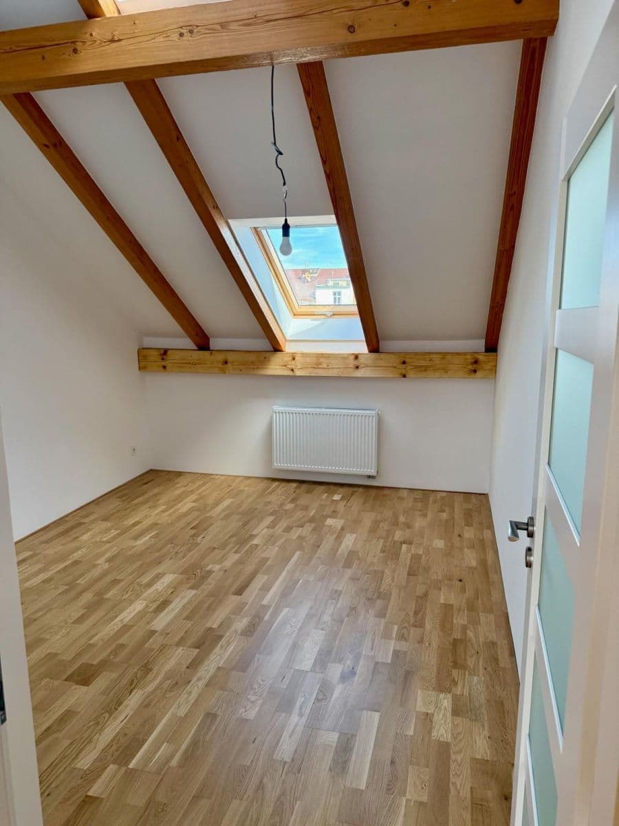 Predaj bytu 3-izbový 82 m², Antonína Uxy, Plzeň, Plzeňský kraj Predaj bytu 3-izbový 82 m², Antonína Uxy, Plzeň, Plzeňský kraj