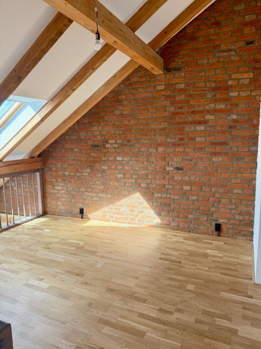 Predaj bytu 3-izbový 82 m², Antonína Uxy, Plzeň, Plzeňský kraj Predaj bytu 3-izbový 82 m², Antonína Uxy, Plzeň, Plzeňský kraj