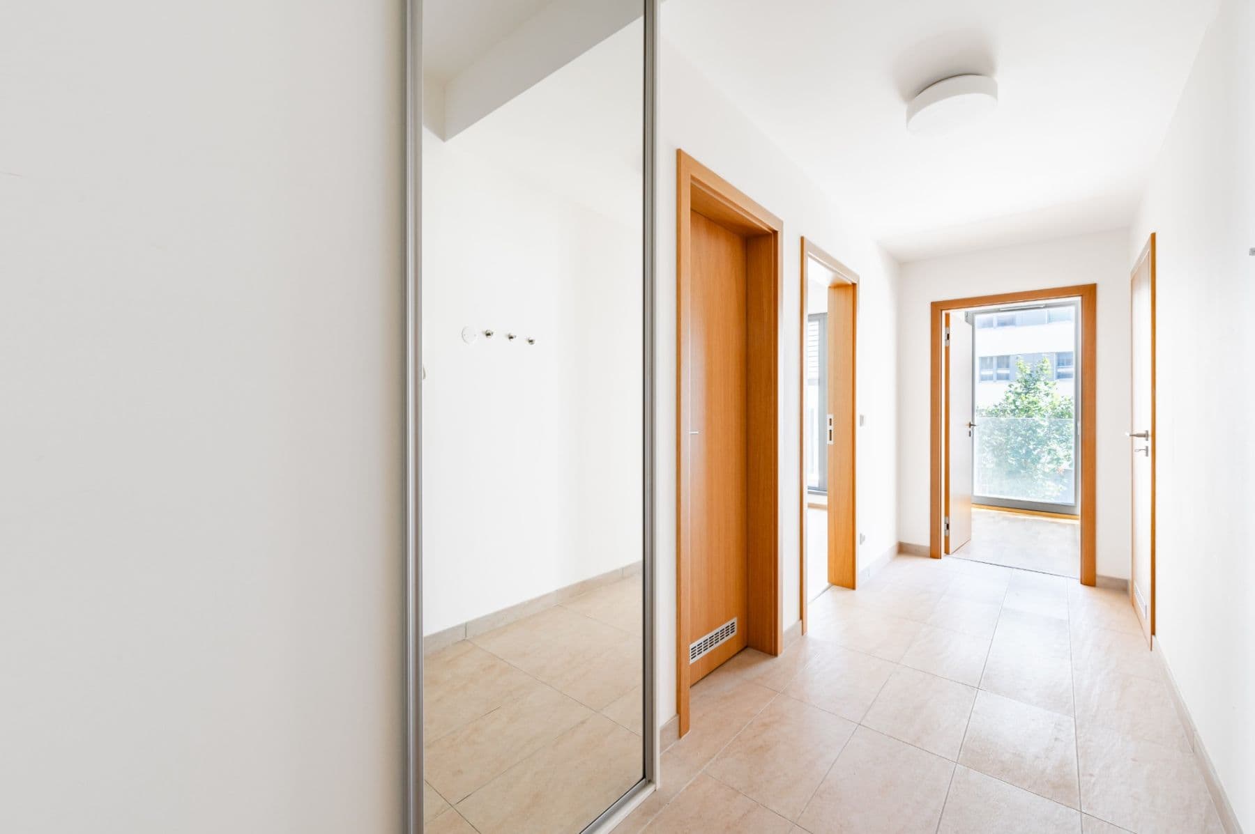 Prenájom bytu 2-izbový 58 m², U Mlýnského kanálu, Praha, Praha Prenájom bytu 2-izbový 58 m², U Mlýnského kanálu, Praha, Praha