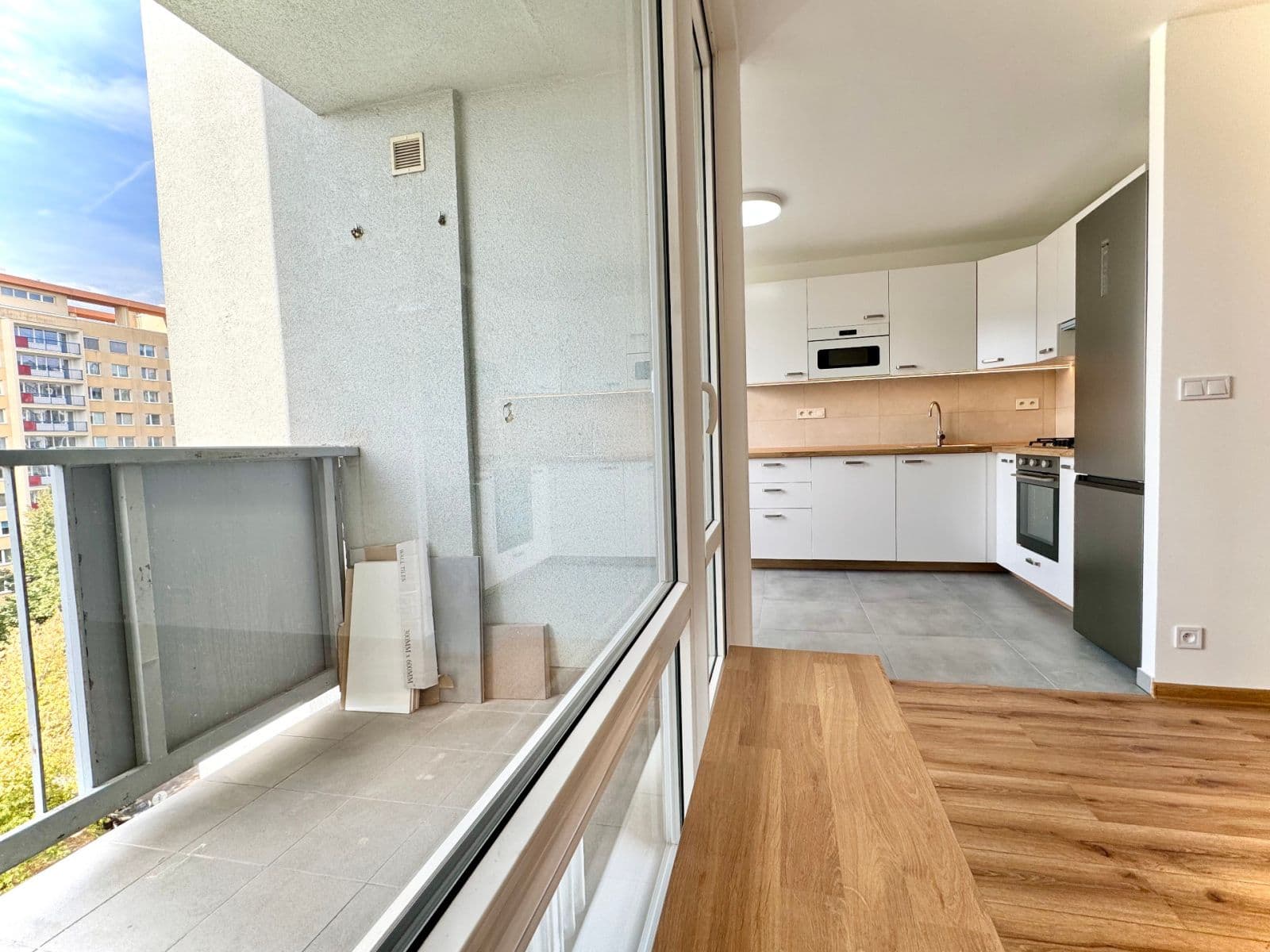 Prenájom bytu 3-izbový 68 m², Frýdlantská, Praha, Praha Prenájom bytu 3-izbový 68 m², Frýdlantská, Praha, Praha
