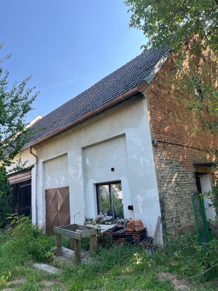 Predaj pozemku 1.035 m², Kunín, Moravskoslezský kraj Predaj pozemku 1.035 m², Kunín, Moravskoslezský kraj