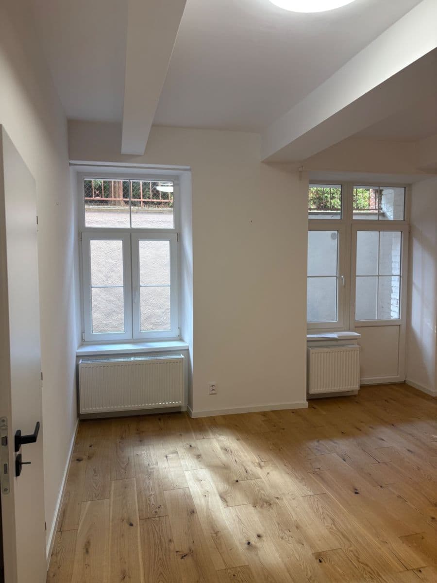 Prenájom bytu 2-izbový 56 m², Čápkova, Brno, Jihomoravský kraj Prenájom bytu 2-izbový 56 m², Čápkova, Brno, Jihomoravský kraj